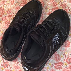 black no lace shoes